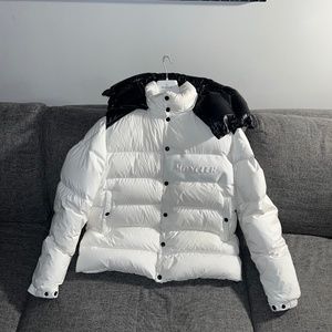 Moncler Coat mens